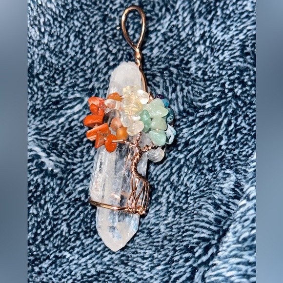 Natural Raw Stone Healing Crystal Tree of Life - Picture 2 of 5